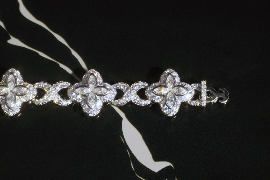 The "FORTUNA" 14K White Gold Clover Bracelet