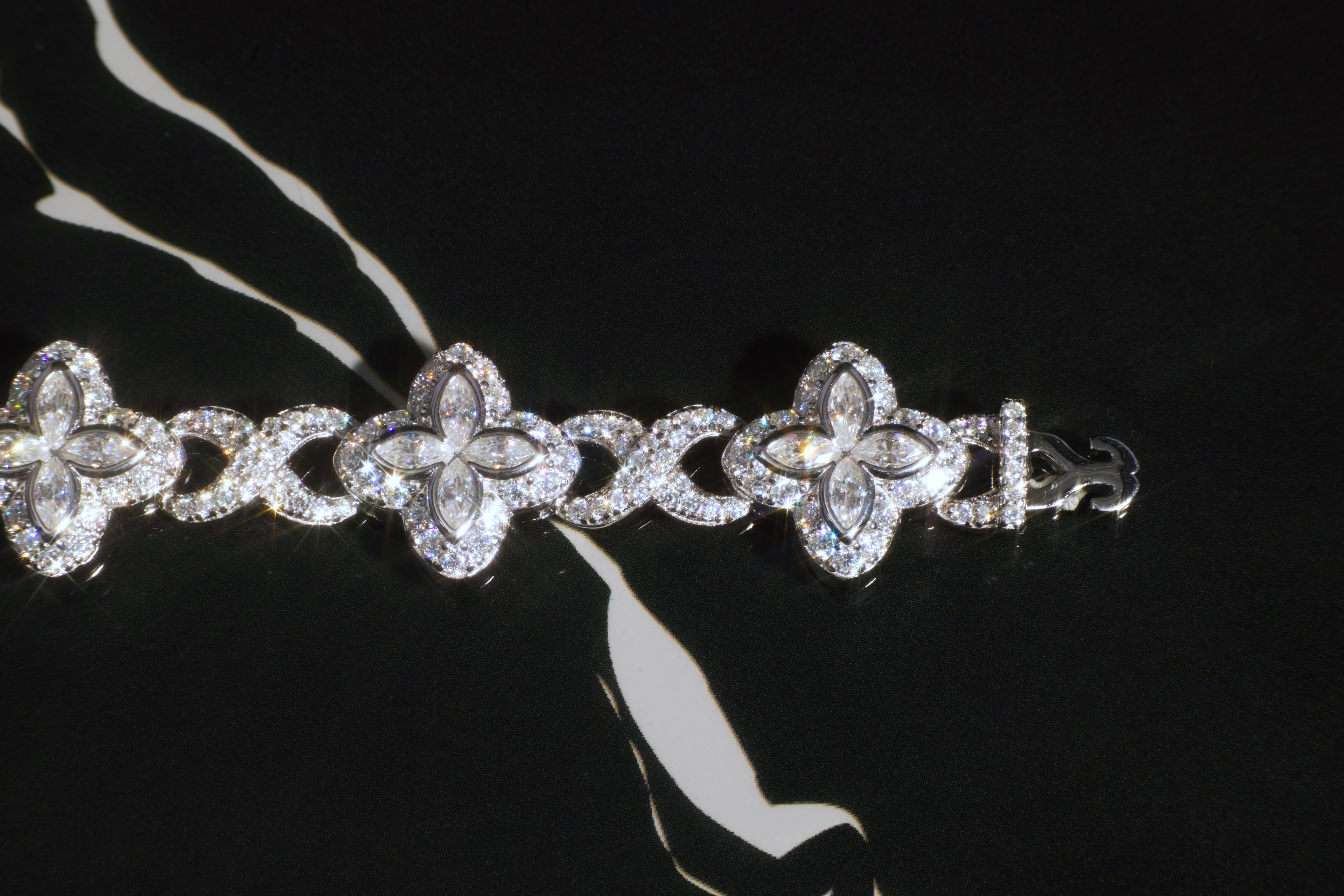 The "FORTUNA" 14K White Gold Clover Bracelet