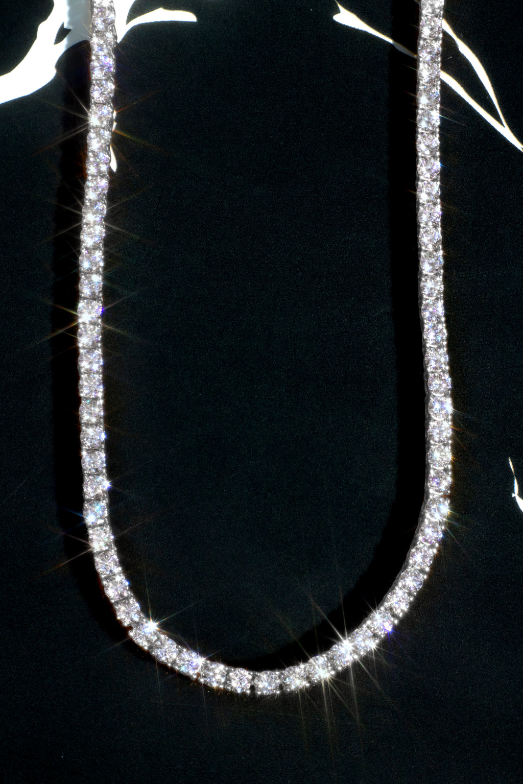 14K White Gold Diamond Tennis Necklace