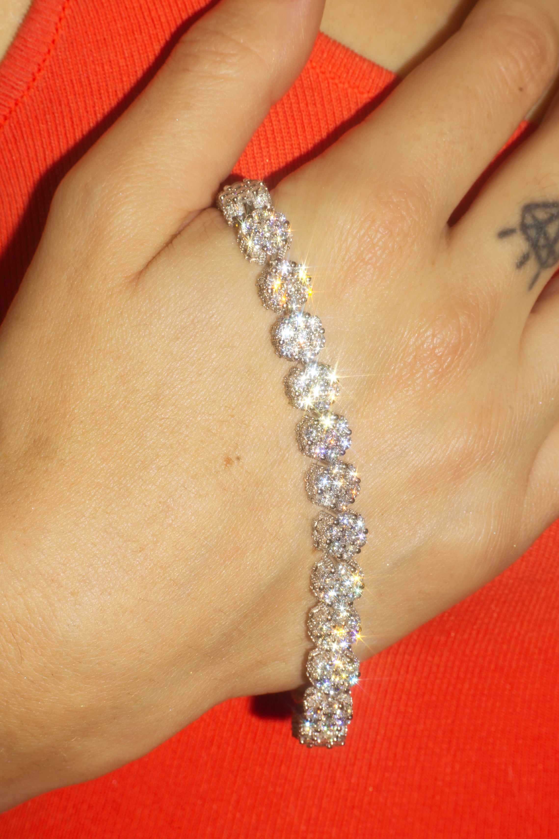 14K White Gold Diamond Flower Bracelet