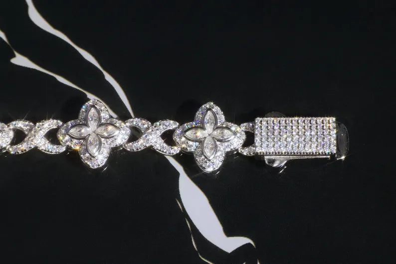 Fortuna Clover Bracelet – 14K White Gold Plated Moissanite Bracelet